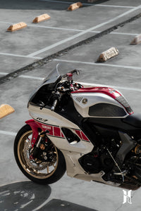 Harmonize Mototech R7 Tank Grips Installed - Enhance Sportbike Handling and Protection with Yamaha YZF-R7 Tank Pads