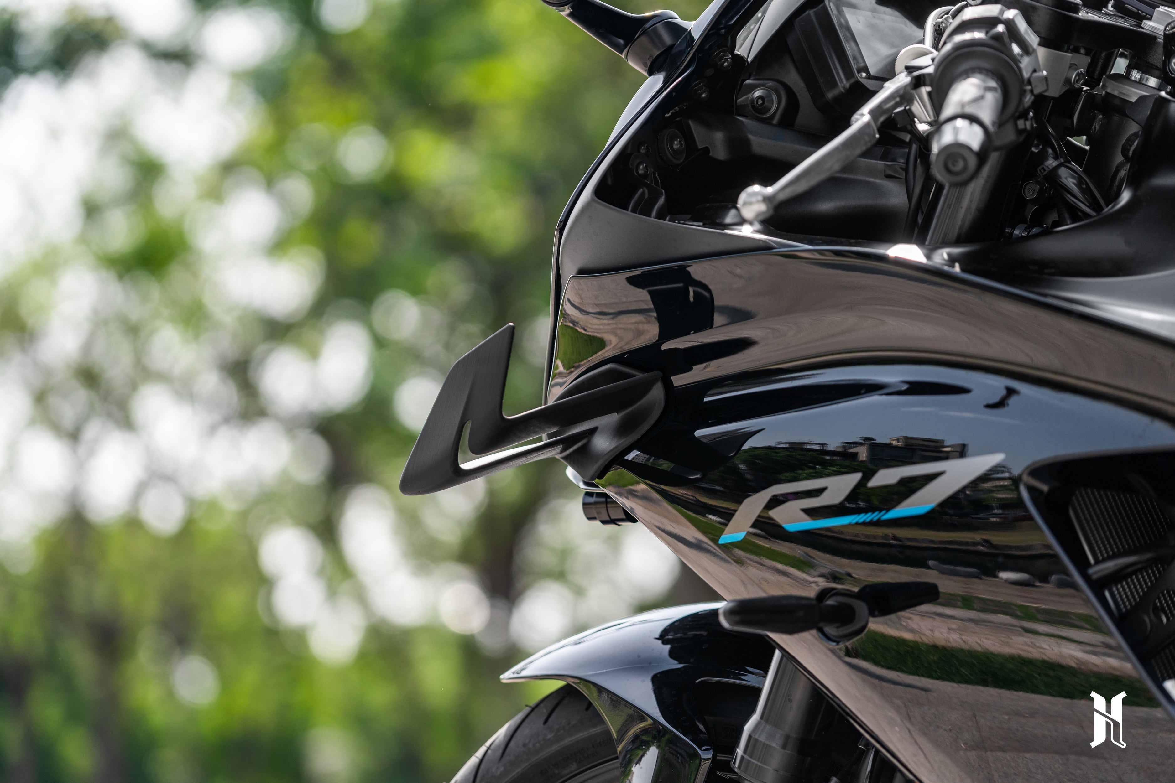 Premium finish of HARMONIZE winglet highlighting durability and high-end race inspired design