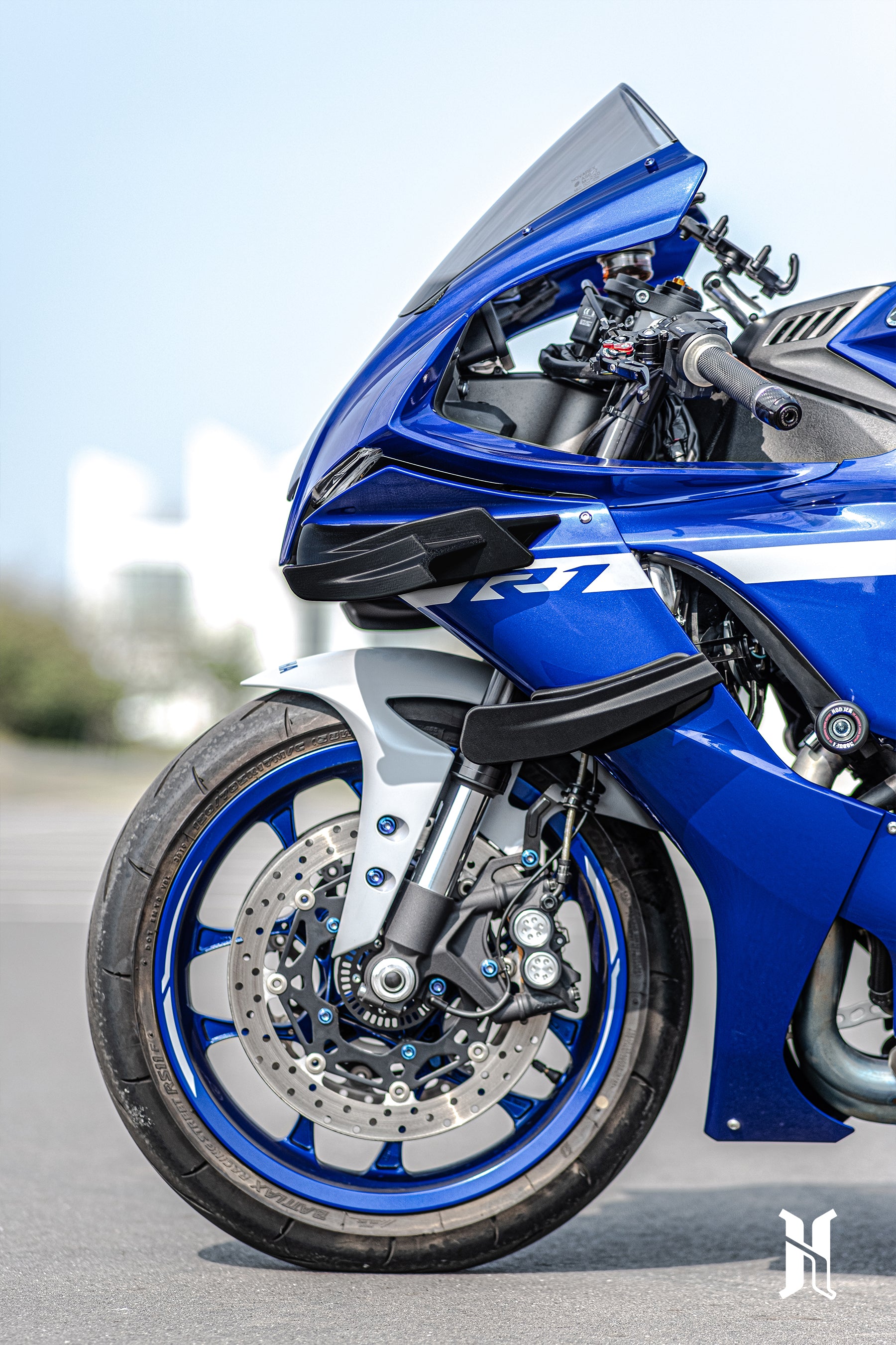 Premium finish of HARMONIZE winglet inspired by MotoGP race bike styling and surface quality