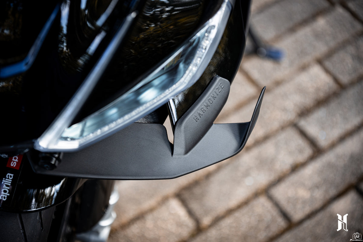 Close-up of RS660 winglet shape designed for optimized airflow and aerodynamic efficiency