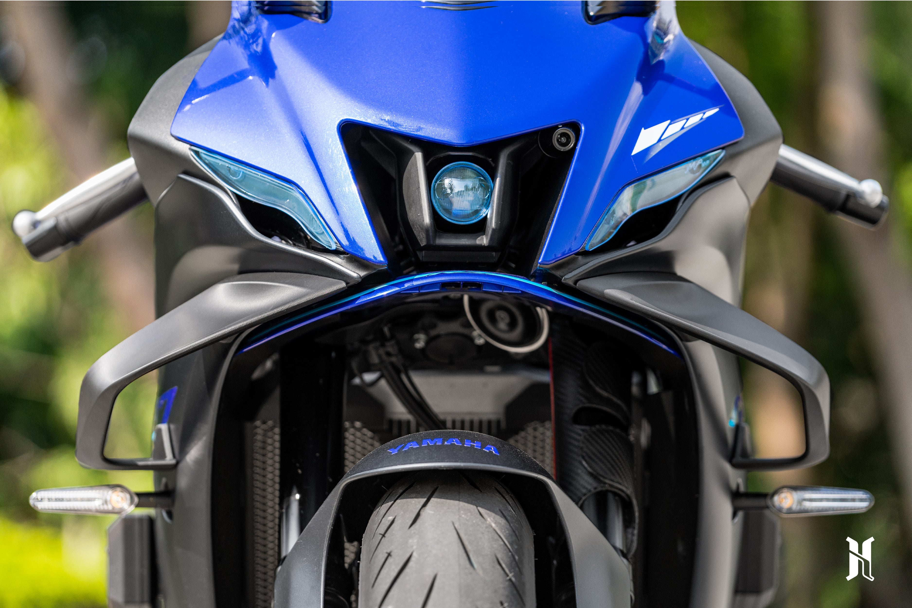 Harmonize aerodynamic winglets for Yamaha YZF-R7, Yamaha R7 winglets, YZF-R7 aerodynamic upgrades, Yamaha R7 body kits, Yamaha R7 MotoGP parts, high-performance Yamaha R7 accessories, Yamaha R7 air deflectors, YZF-R7 racing modifications, Yamaha R7 windscreen, Yamaha YZF-R7 side winglets, Yamaha R7 premium winglets, Yamaha R7 aerodynamic solutions, YZF-R7 MotoGP-inspired design, Yamaha R7 tuning parts, Yamaha R7 modifications, Yamaha R7 wind tunnel-tested parts